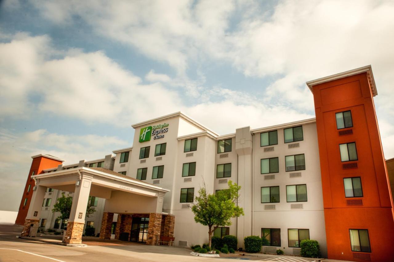Express & By Ihg Hotel